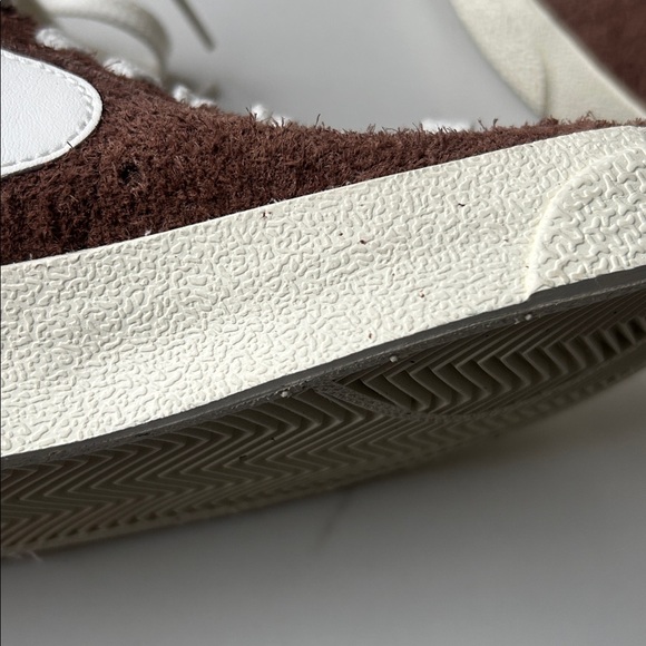 Nike Blazer Mid '77 Sneakers Suede Vintage Cacao Wow/Coconut Milk/Black - Picture 7 of 13